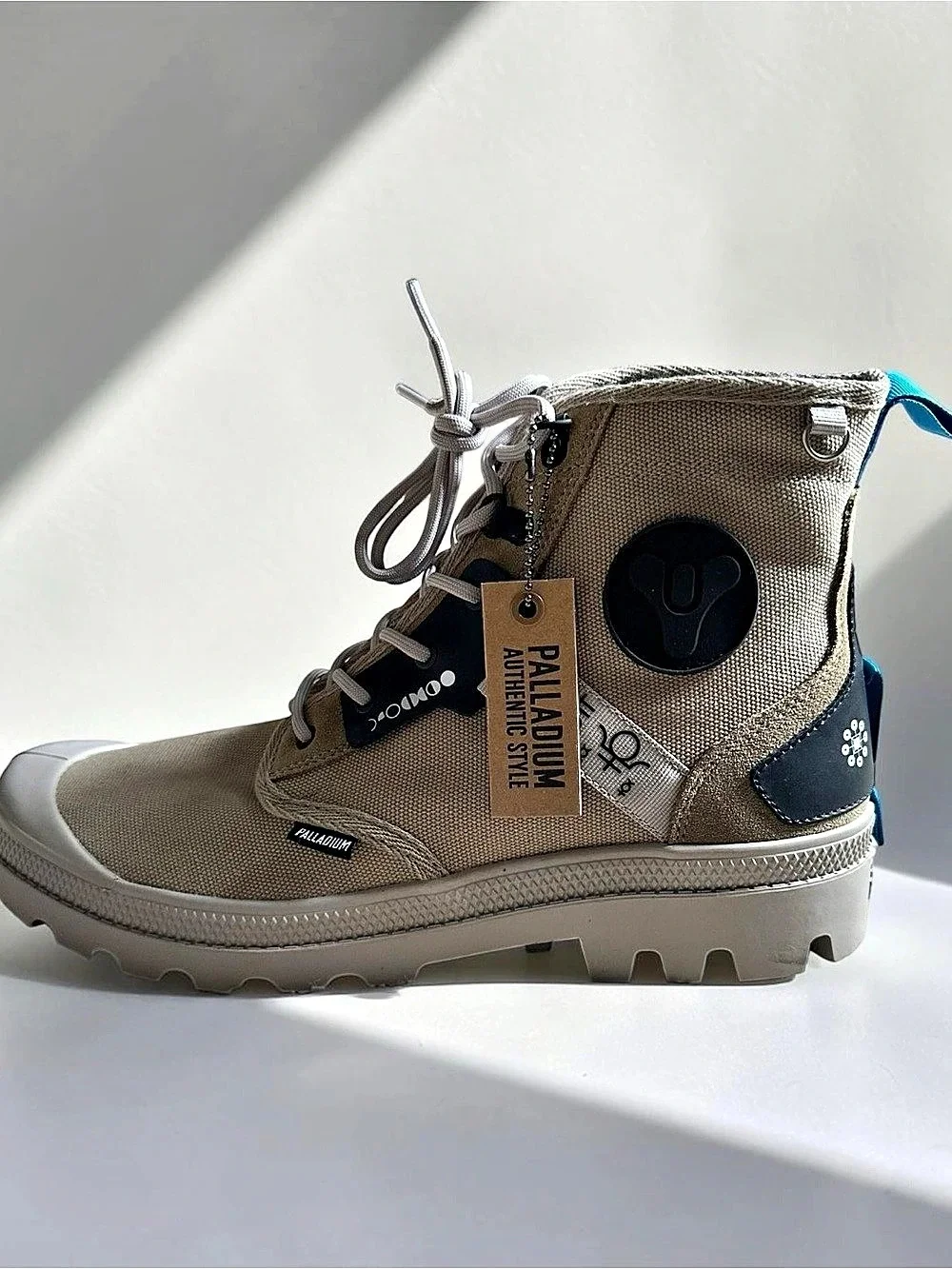 Palladium x Destiny 2 Pampa Witch Queen Boots Dune Men’s 11 NWT